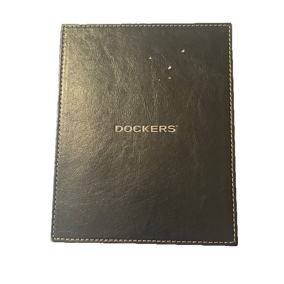 NEW Dockers 13 Piece Men's White Handkerchief Gift Set In Valet Dresser Box - Picture 5 of 5